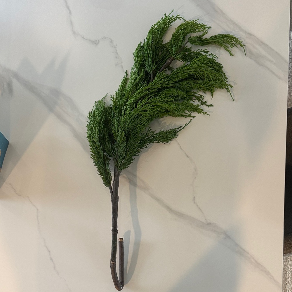 AFORAL Green Faux Cypress Stem